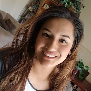 Meet your Posher, Vanessa